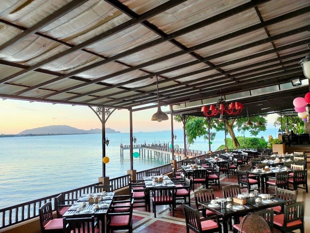 Racha Kiri Resort & Spa, Khanom Esterno foto