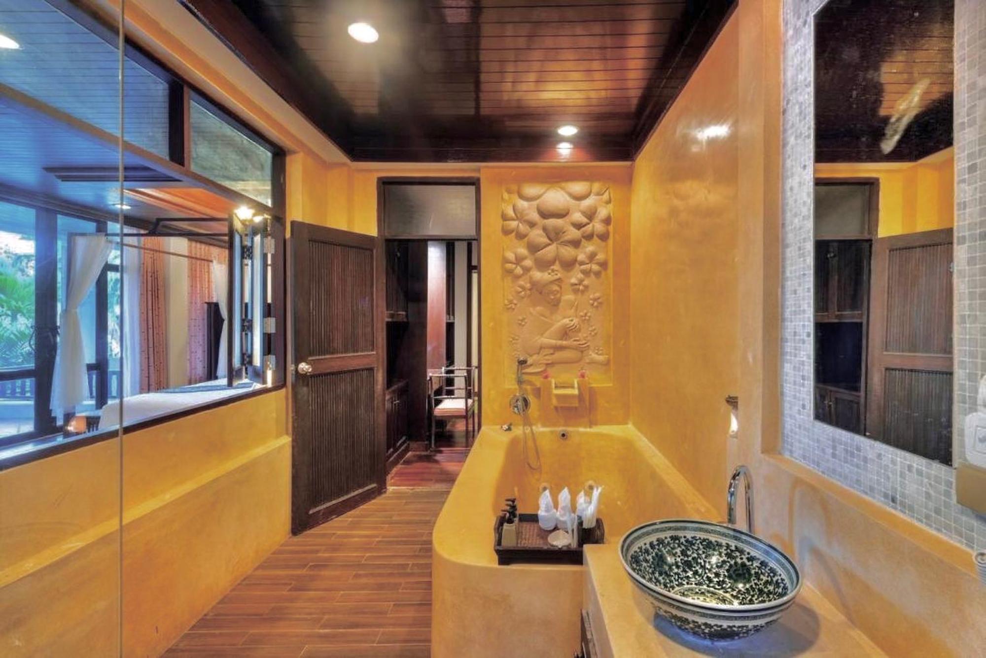 Racha Kiri Resort & Spa, Khanom Esterno foto